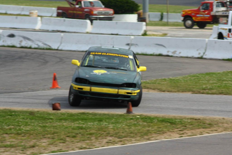 Illustration for article titled The 24 Hours Of LeMons New England 2009 Über Gallery, Part 1